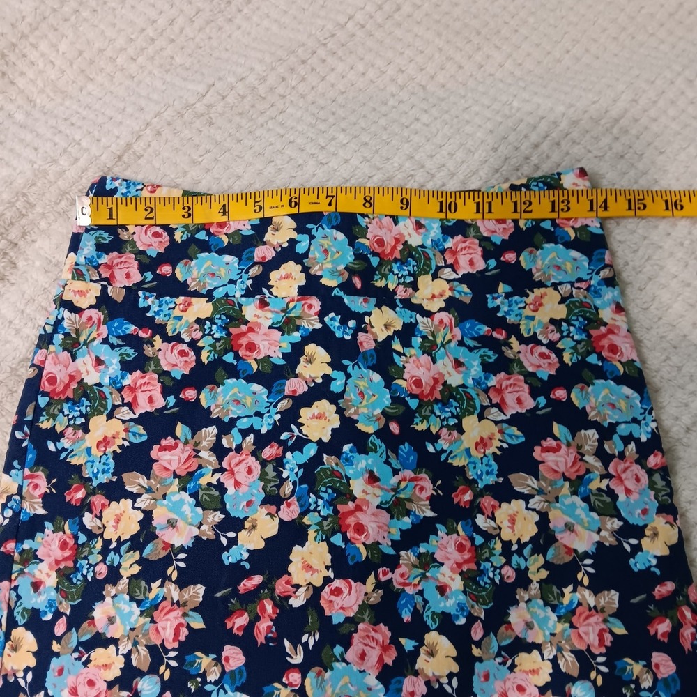 Margaret M  Floral Print Pull‎ on Stretch Bodycon Pencil Skirt Small Corpcore - Picture 5 of 7